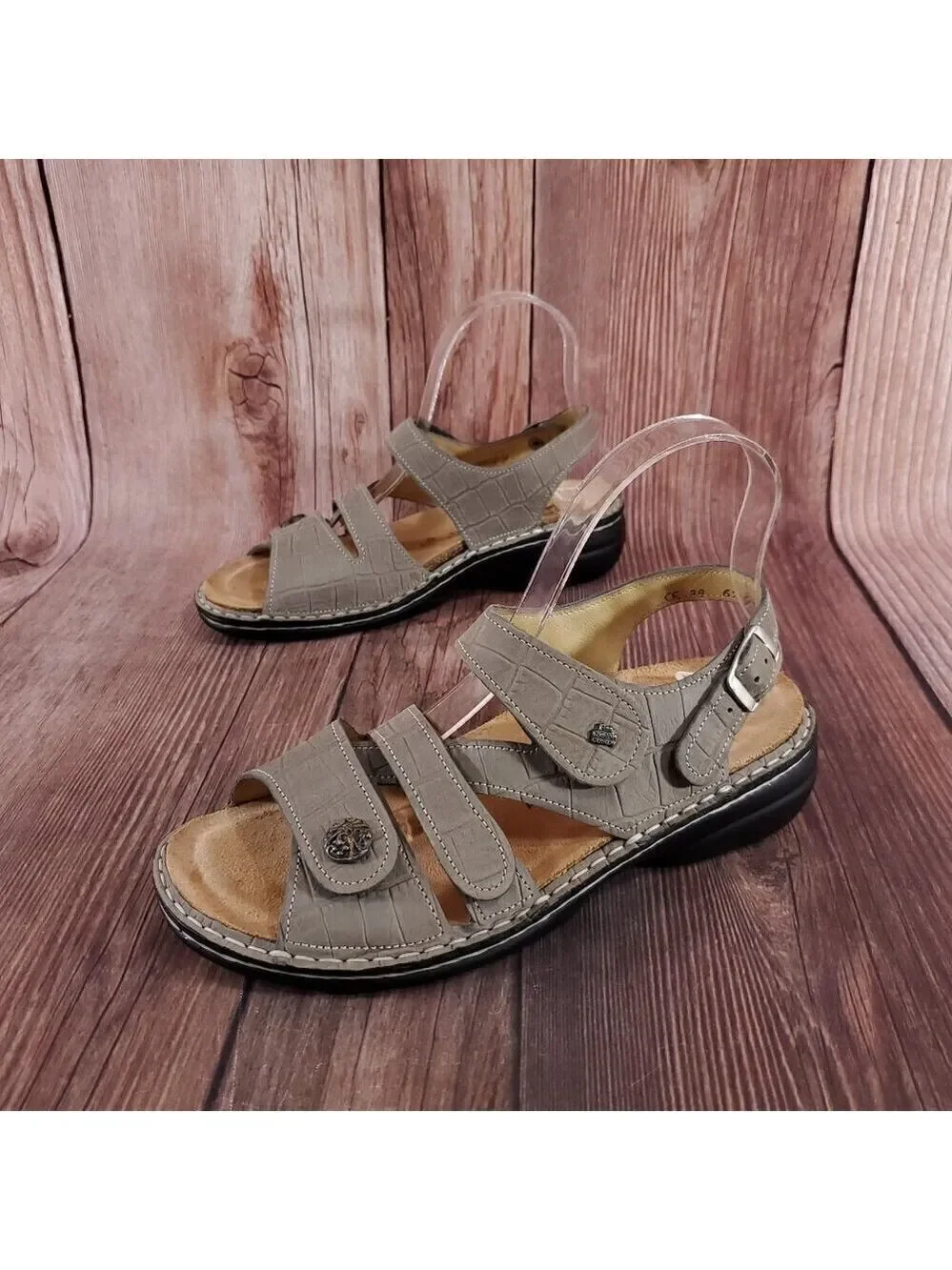 Finn Comfort Gomera Womens Size 38 US 7.5 Gray Leather Slingback Straps Sandals